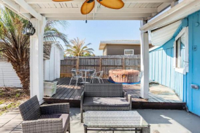 Peaceful Lydia Hide-O-Way - Unwind Near Beach, Breakfast, Spa & Go-Karts!
